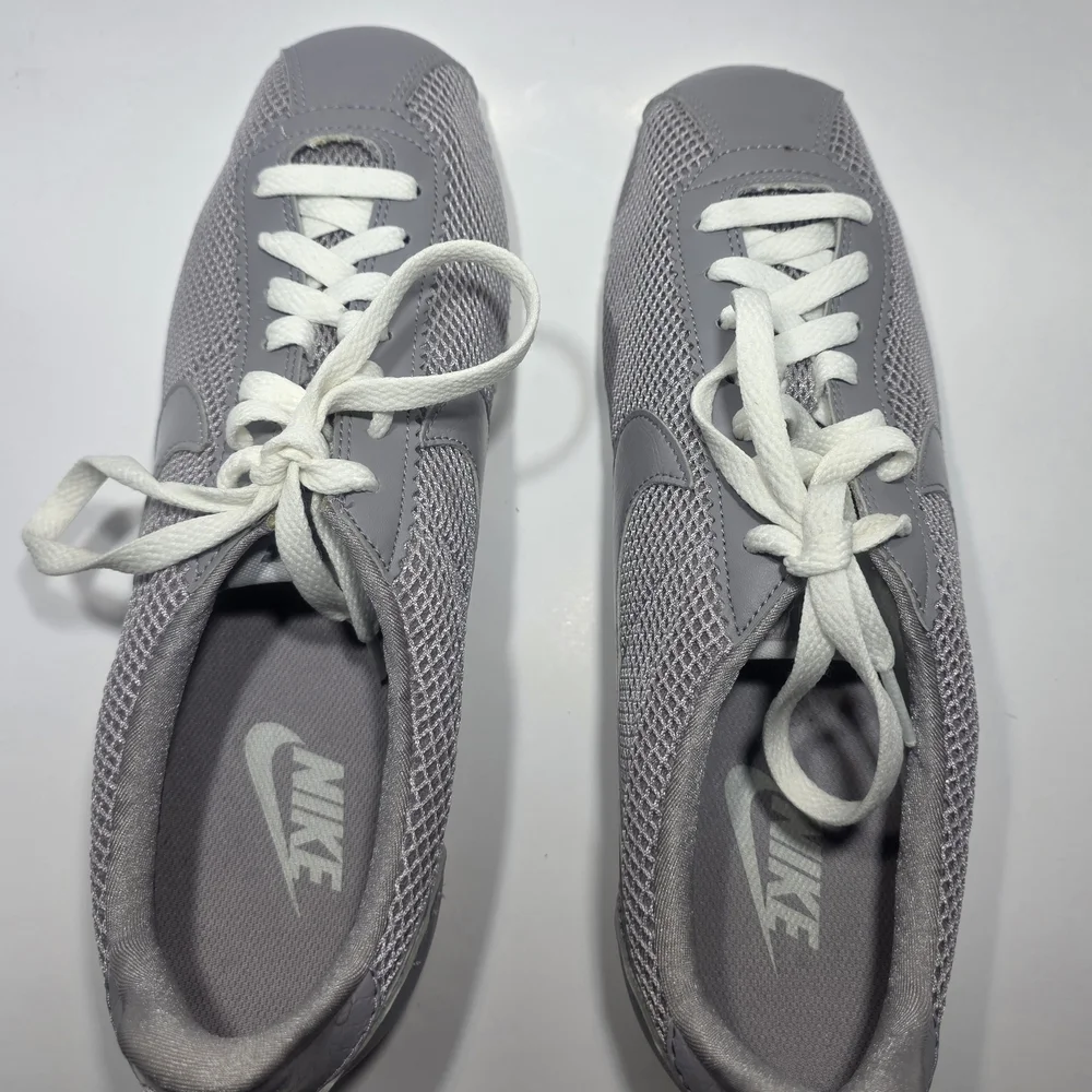 Nike Cortez Grey Mesh Sneakers Women’s Size 10.5 White Laces Excellent Condition